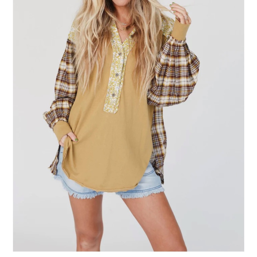 Mixed print top women’s small